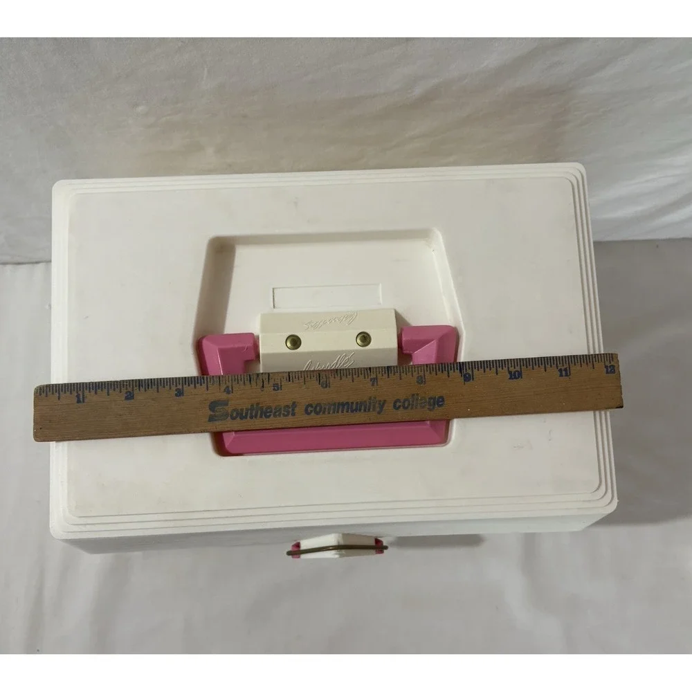 Caboodles Make Up Nail Polish Organizer Off White Pink Vtg 80s Model 2700 Retro